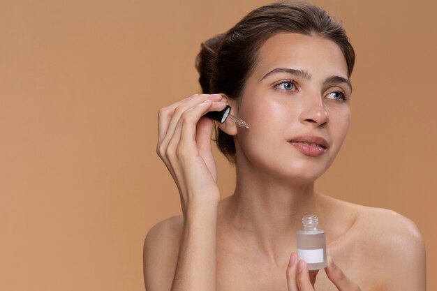 Jak wybrać idealne serum do twarzy dla Twojego typu skóry?